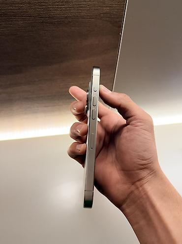 макбук про 2020: IPhone 15 Pro, Б/у, 256 ГБ, Natural Titanium, Чехол, Коробка, 83 % — 7