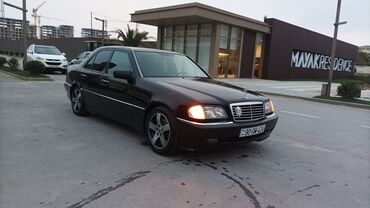 Mercedes-Benz: Mercedes-Benz C-Class: 2.4 l | 1997 il Sedan — 2