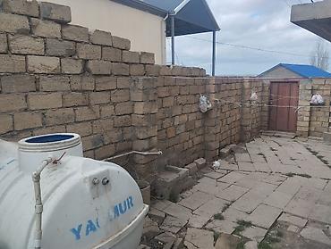 yasamalda ev: Geniş və işıqlı mənzil satılır/kirayə verilir. Xüsusiyyətlər: - Böyük — 10