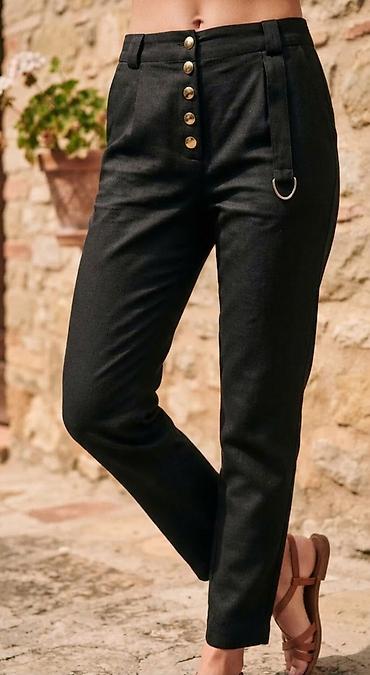 Elegantne ženske pantalone – crne, visokog struka, ravnog kroja do