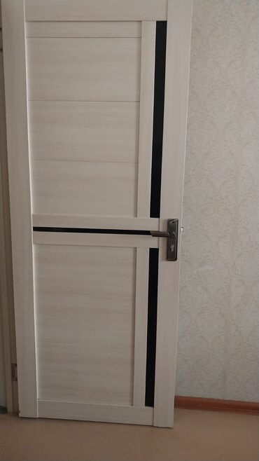 Otaq qapıları: Qapi 2eded
80azn biri
Sumqayit 9494 leli