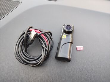 дисплей на машину: Автокамера/видеорегистратор с Wi‑Fi Комплектация: - видеорегистратор