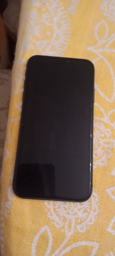 Apple iPhone: IPhone 11, 64 GB, Qara, Face ID — 2