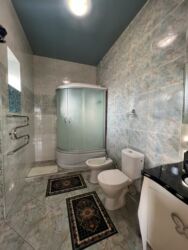 Продажа домов: Дом, 300 м², 6 комнат, Агентство недвижимости, Евроремонт at lalafo.kg — 12 Продажа домов: Дом, 300 м², 6 комнат, Агентство недвижимости, Евроремонт — 12