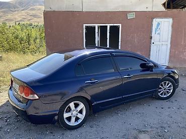 hond: Honda Civic: 2006 г., 1.8 л, Автомат, Бензин, Седан — 3