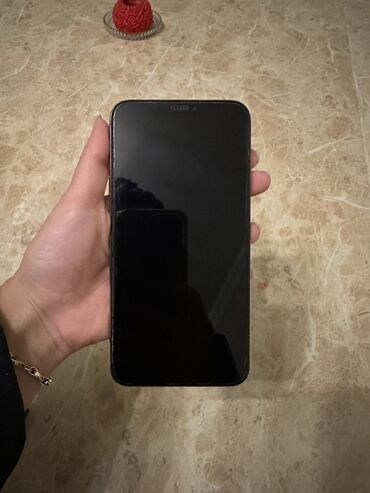komputerlər diz ustu: IPhone Xs Max, Qızılı, Face ID