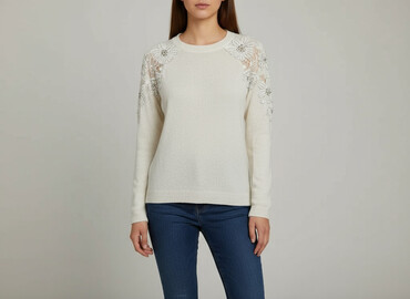 c and a swetry: Women`s sweater, size S
