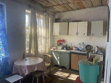 Продажа дачи: Дачный дом из кирпича с мансардой и участком - Материал стен — 11