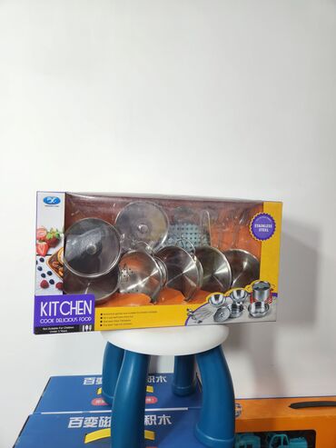 Игрушки: Набор игрушек (в коробках): 1) Радиоуправляемый внедорожник OFFROAD — 13