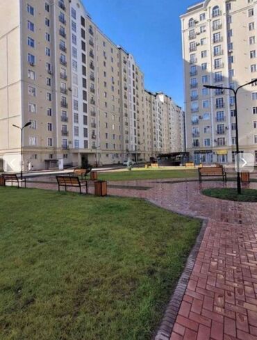 квартиры не дорогие: 3 бөлмө, 93 кв. м, Элитка, 12 кабат, ПСО (өзү оңдоп түзөтүп бүтүү үчүн)
