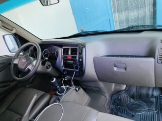 Hyundai: Hyundai Porter: 2014 г., 2.5 л, Механика — 10