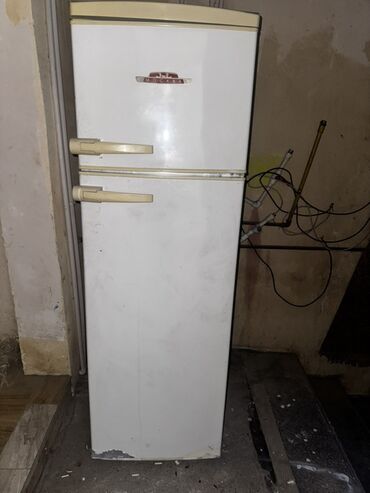 Otaqların uzunmüddətli kirayəsi: Kirayə verilən 2 otaq - Quruluş: 2 otaq, ve quxna ayrıca girişli. - — 15