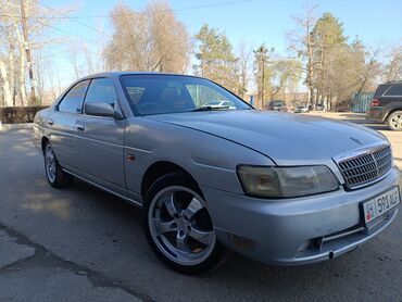 nissan president: Nissan Laurel: 2000 г., 2 л, Автомат, Бензин, Седан