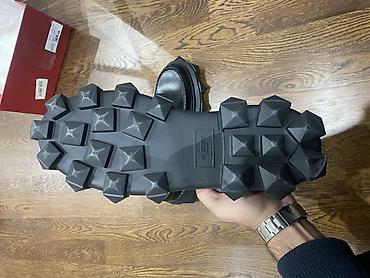 Ayaqqabılar: 900 manat Valentino kiwi ayaqqabisi hec geyinilmiyib hediyye verilib — 5