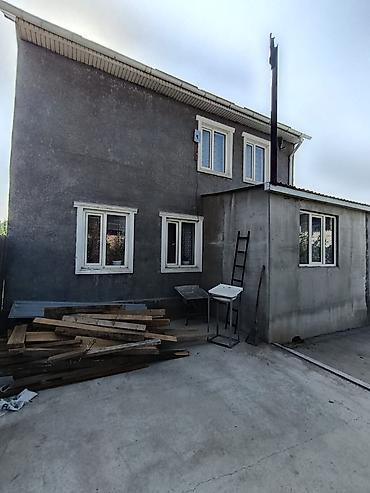 дом ак ордо3: 🏡 Продается 2-этажный дом в Ак-Ордо 3! 📍 Улица: Жаны Муун ✨ Основные — 6