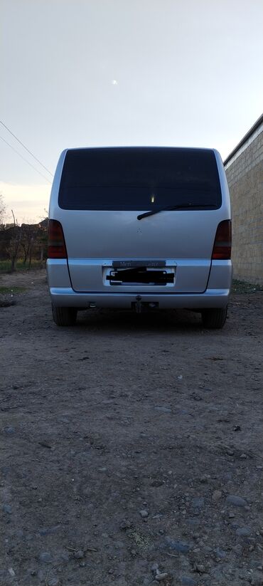 Mercedes-Benz: Mercedes-Benz Vito: 2.2 l | 2000 il Van/Minivan — 2