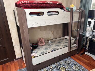 двухспальная мебель: Детский гарнитур, цвет - Бежевый, Б/у