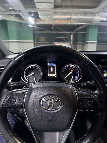 нужна машина: Toyota Camry: 2018 г., 2.5 л, Автомат, Бензин, Седан — 9