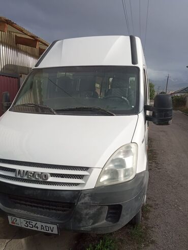 дом на колесах авто: Iveco Daily: 2008 г., 3 л, Механика, Дизель, Бус