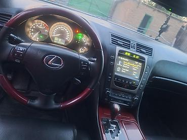 Другие детали салона: Lexus GS350 (салон) - Классический интерьер Lexus с сочетанием чёрной — 1