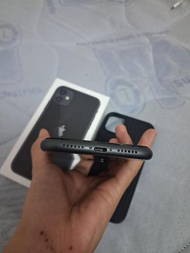 бу чехлы: Небольшой торг IPhone 11, 128ГБ, цвет Black (чёрный) Идеал не — 3