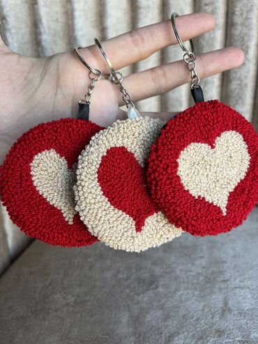 Breloklar: Panç üsulu ilə breloklar. İstənilən forma hazırlanır — 4