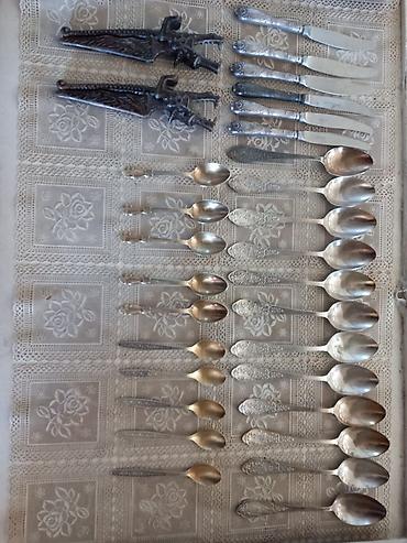 bicağ: Məişət üçün klassik dizaynlı metal məmulatlar dəsti - Qaşıqlar — 1