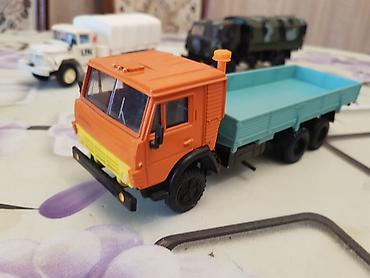 diorama: Kolleksiya üçün model yük maşınları dəsti - Miqyas: təxmini 1:43/1:50 — 6