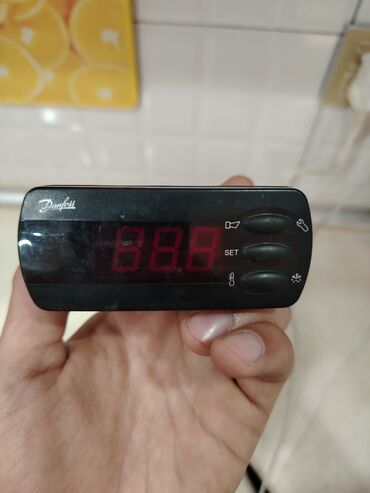 işlənmiş soyuducu alıram: Б/у Холодильник Продажа, цвет - Черный