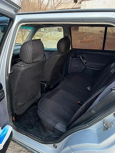 Volkswagen: Volkswagen Vento: 1995 г., Седан — 6