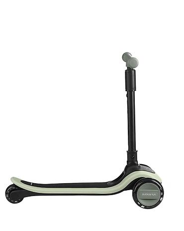 duplim: KIKKA BOO Treo 2u1 trotinet do 50 kg – mint Opis: - Višenamenski 2u1 — 5
