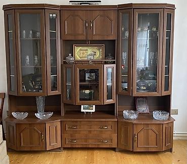 acıq dolab: - Material: ağac fakturalı MDF/LDSP korpus, şüşə vitrin qapıları - — 1