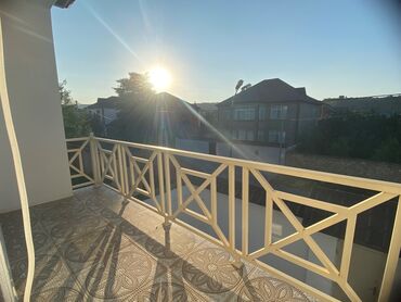 Günlük kirayə evlər: Quba-Qəşrəşdə mesenin Qəçrəşə girisdə iki mərtəbəli Villa günlük -da lalafo.az — 20 Günlük kirayə evlər: Quba-Qəşrəşdə mesenin Qəçrəşə girisdə iki mərtəbəli Villa günlük — 20