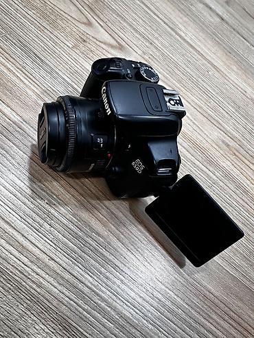 canon 650: Canon 650 D 50 mm Lens dir üstündə. 32 gb kart. Ötürücü hədiyyə - — 1