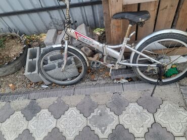 женский велосипед бишкек: Продаю корейский велосипед металический. для девочки 8-14лет