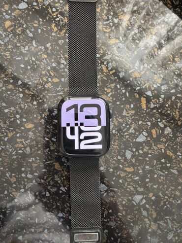 Смарт-часы: Смарт‑часы Apple Watch 9 series с прямоугольным безрамочным экраном и