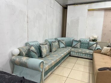 Угловые диваны: Угловой диван, С ящиком хранения, Трехместный — 9