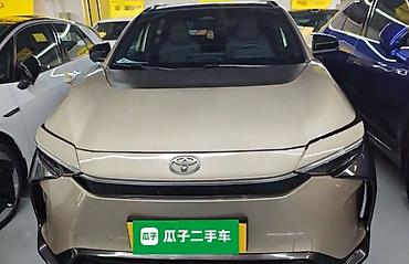 Toyota: Toyota : 2022 г., Автомат, Электромобиль, Кроссовер — 1