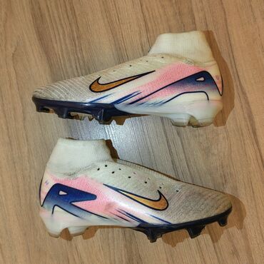 Butslar: Butslar Nike, Ölçü: 39, İşlənmiş