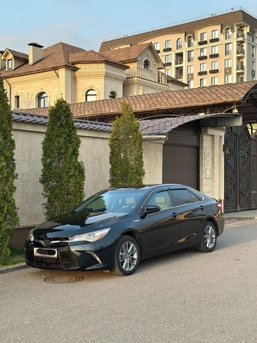 альфард 2015: Toyota Camry: 2015 г., 2.5 л, Автомат, Гибрид, Седан
