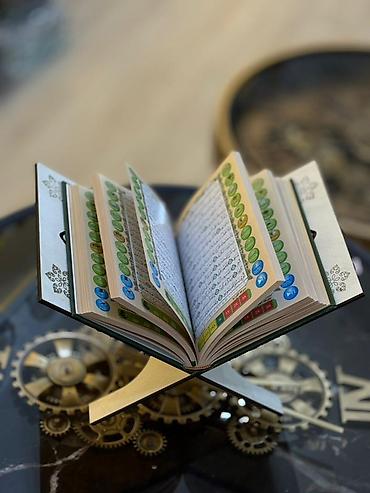 Религиозные книги: Məhsul: Quran-ı Kərim və dekorativ taxta rihle (kitabaltı) - Quran-ı — 2