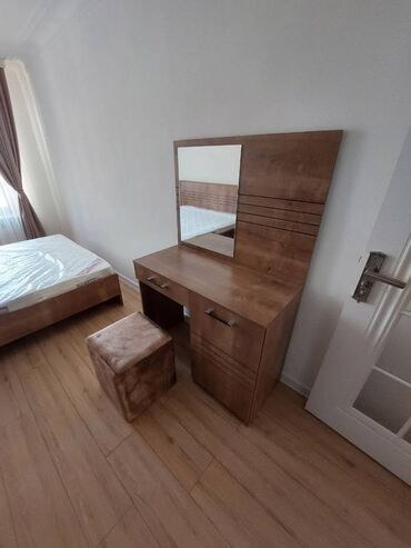 Uzunmüddətli kirayə mənzillər: Səbail rayonu İçəri şəhər metrosuna 3 dəqiqəlik piyada məsafədə — 6