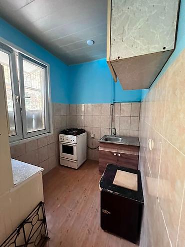 ev lahiyesi: Bakı, 3-cü mikrorayon, 2 otaqlı, Köhnə tikili, m. Memar Əcəmi, 44 kv. m — 7