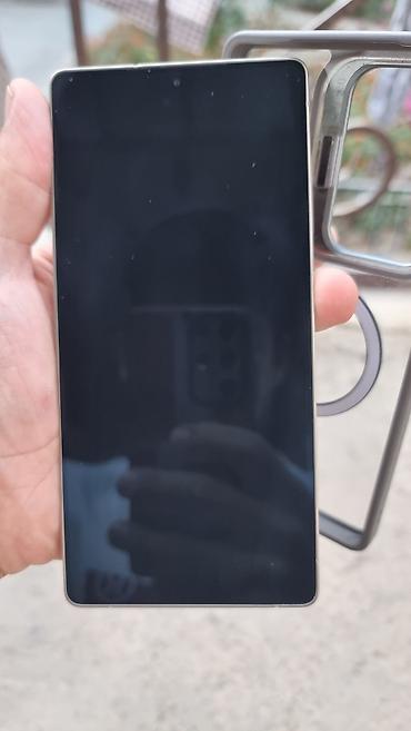 s25 edge: Samsung Galaxy S25 Ultra, Б/у, 256 ГБ, цвет - Золотой — 2