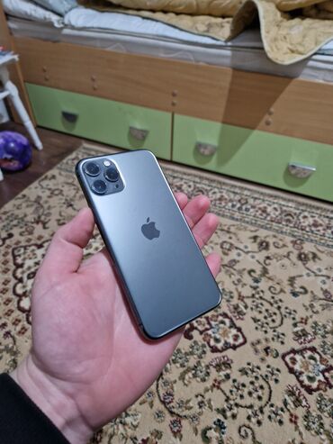 iphone 11 pro цена: IPhone 11 Pro, Б/у, 64 ГБ, Зарядное устройство, Чехол, 75 %