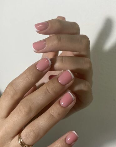 стул для визажа: Түздөө, Тырмак өстүрүү, Тырмактарды кошумча өстүрүү, Маникюр, Педикюр, Моделдер керек