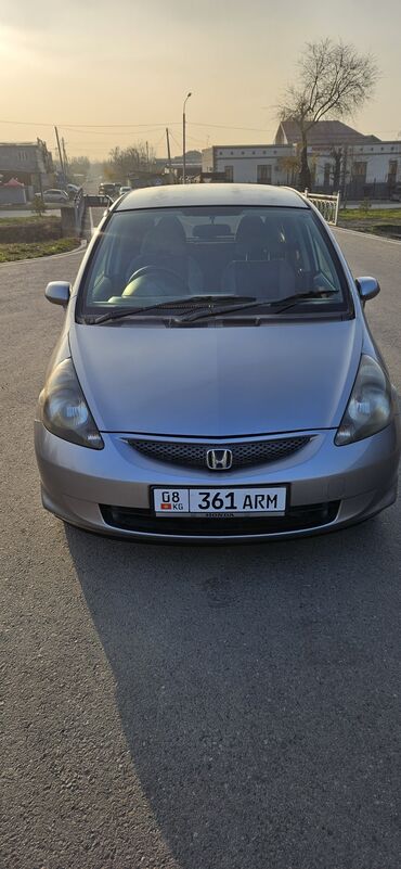 Honda: Honda Fit: 2003 г., 1.3 л, Автомат, Бензин, Седан