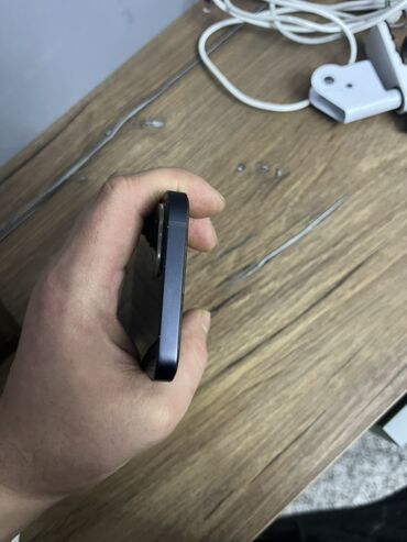 Apple iPhone: IPhone 12, Б/у, 64 ГБ, Черный, 78 % — 7