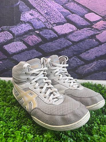 носки асикс: Кроссовки ASICS для зала/борьбы (мид-топ) - Вентиляция: перфорация по — 2