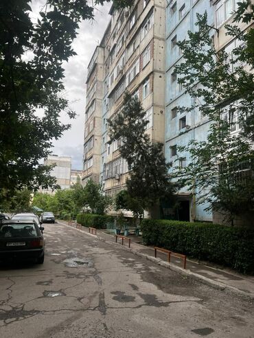 Медицинские центры: 3 комнаты, 62 м², 105 серия, 6 этаж, Старый ремонт